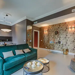 Appart hôtel Seven - Via Matteotti 178, San Remo