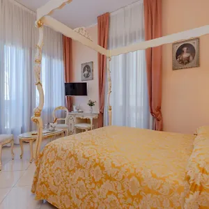 Marte 3*, Venecia Italia
